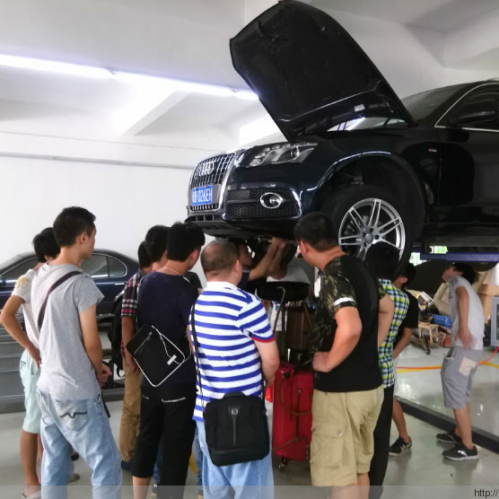学员上课