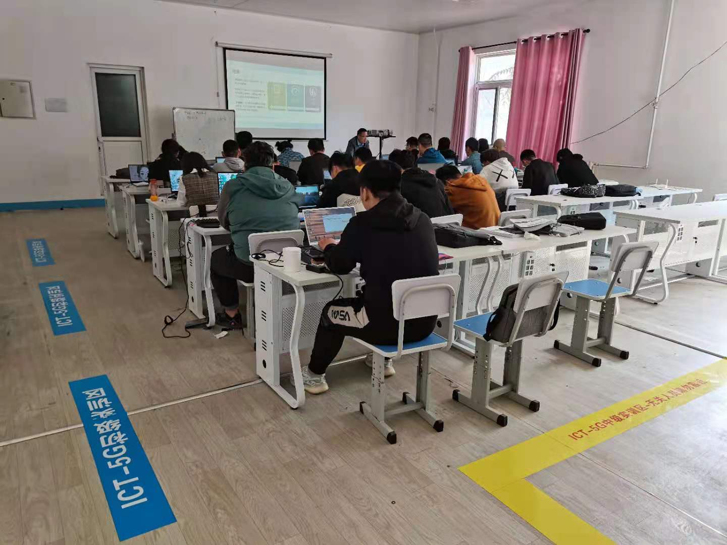 上课现场