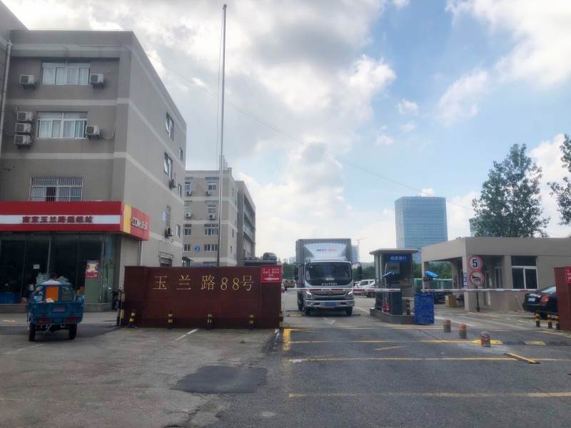 校外环境