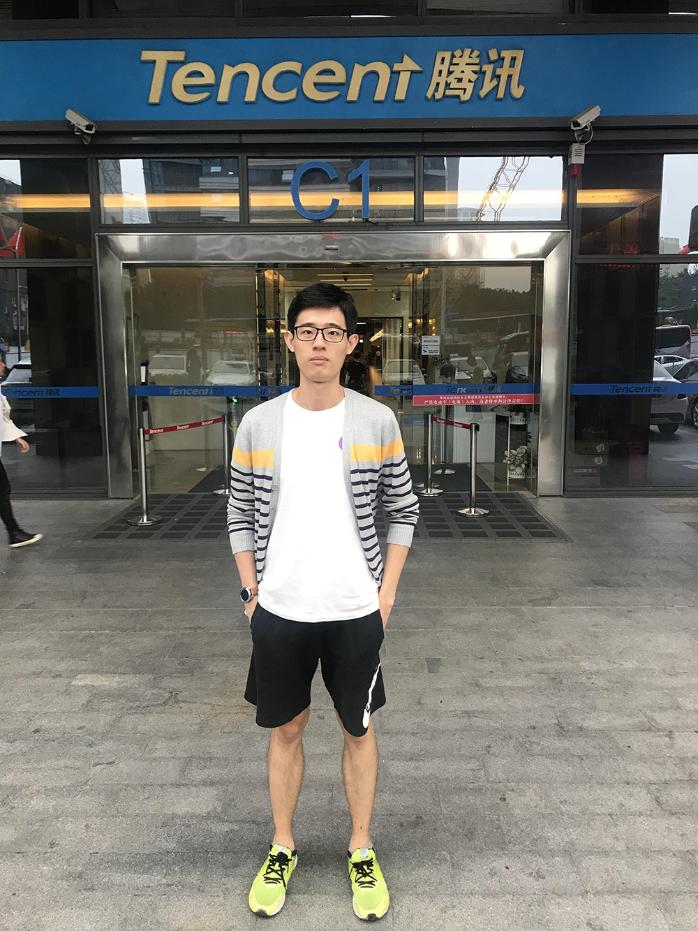 吴学员