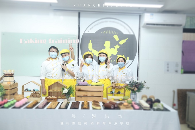 学员