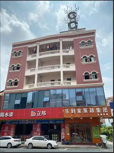 学校大楼外观