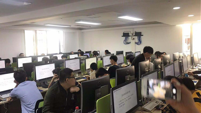 上课情境