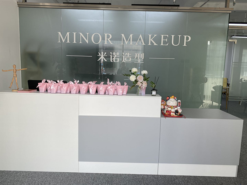 学校前台