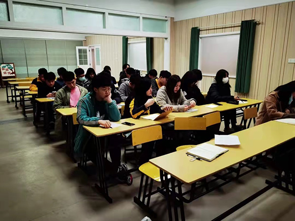 学校教室