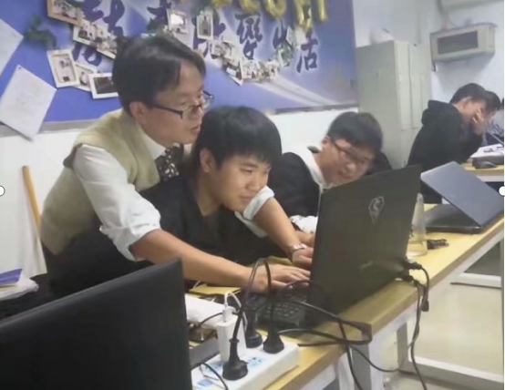 授课现场