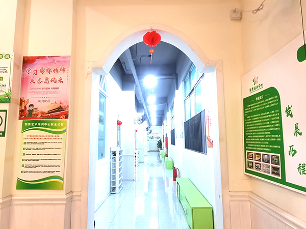 星城校区走廊