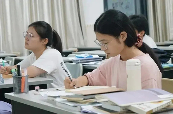 学习现场