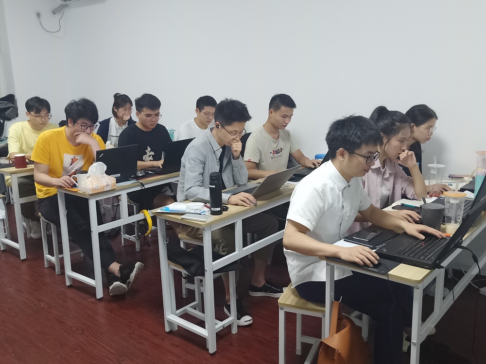 学生上课