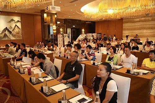 大型辅导会