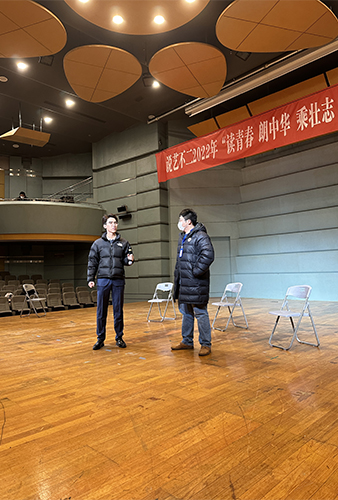 舞台表演