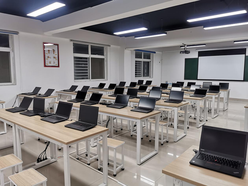 教学设备