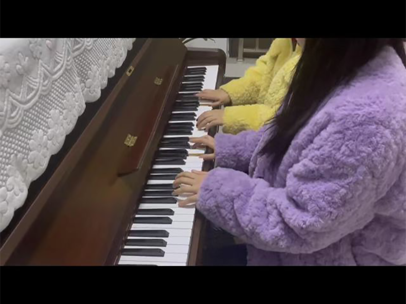 弹奏现场