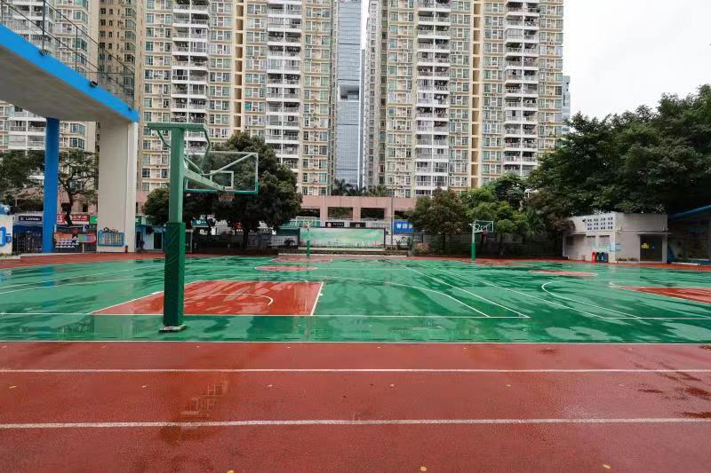 操场