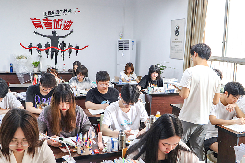 学习场面