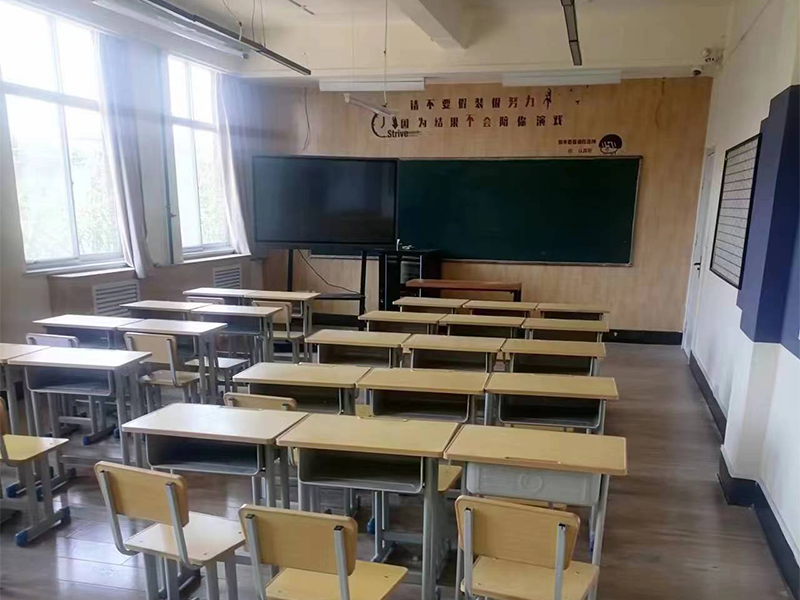 课室