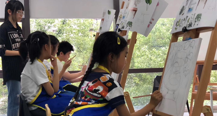 青少教学场景
